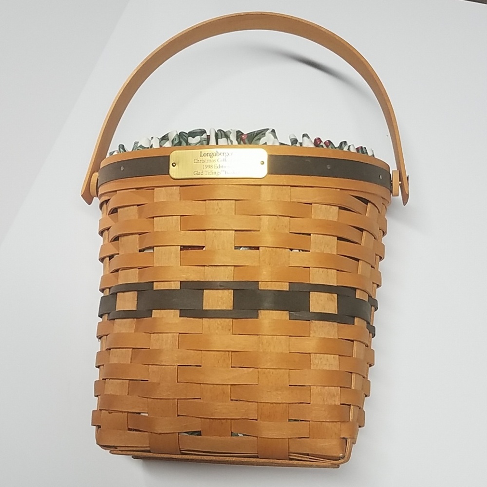 VTG 1998 "Glad Tidings" Longaberger baskets